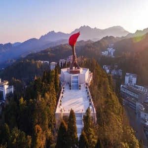 【江西】：【井岡山】、【渼陂古村】、【吉州窯】、【陽明書院】【古浮橋】高鐵純玩無自費4天